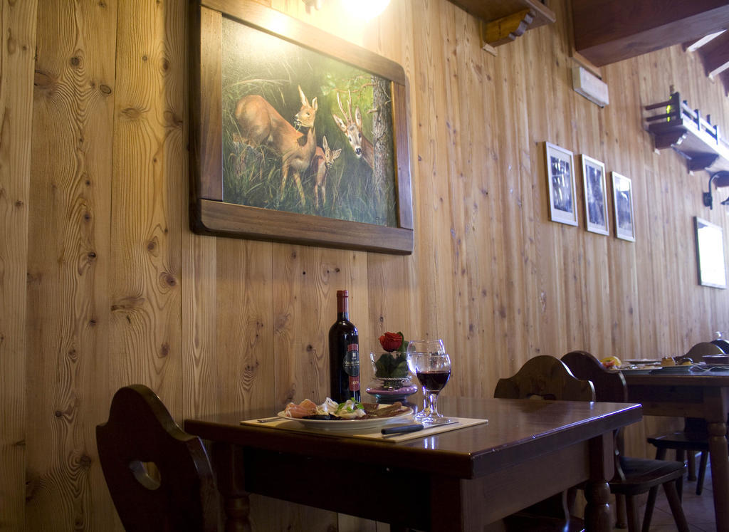 Bionaz Locanda Lac Place Moulin מראה חיצוני תמונה